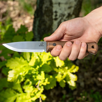 Couteau Bushcraft en Acier au Carbone Manche en Noyer avec Étui en Cuir – BSH6 Breeze