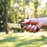 BSH7 Wild Harvest – Bushcraft-Messer aus Kohlenstoffstahl, Griff aus Walnussholz mit Lederscheide