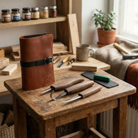 Ensemble de sculpture de cuillère de luxe avec manches en noyer - S13X